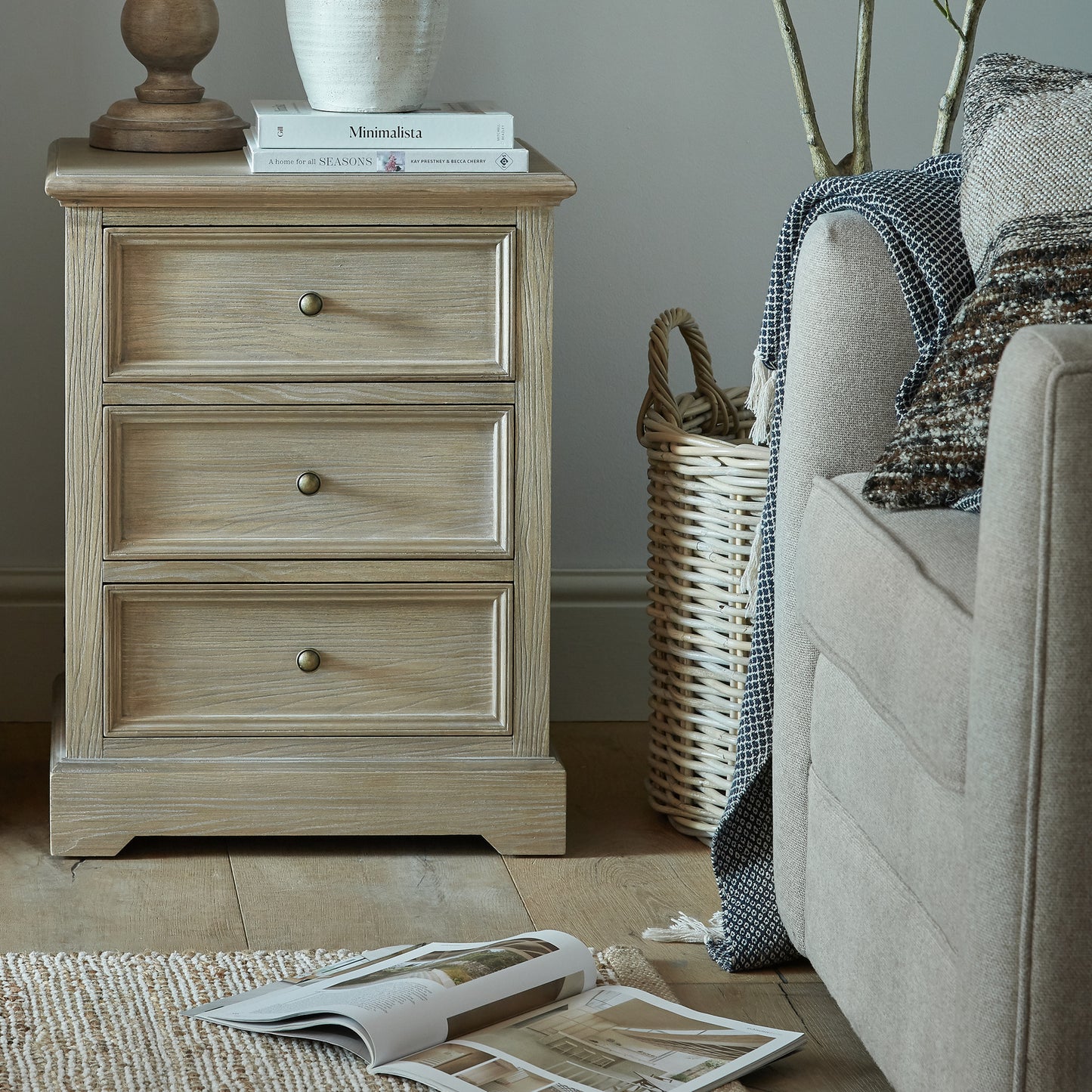 Lily Swivel Chair In Oatmeal Twill